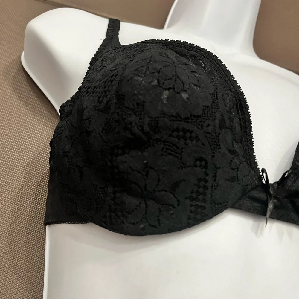 Olga Bra Petite Lightly Lined Underwire Black Lace USA 36B NOS Vintage 33847 NWT